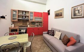 CASA CONTI-nearby Piazza Del Campo